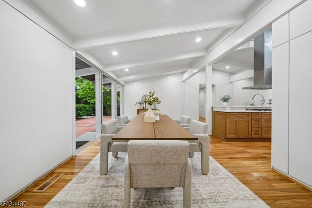 28 Fernhill Rd, Springfield Twp., NJ 07081
