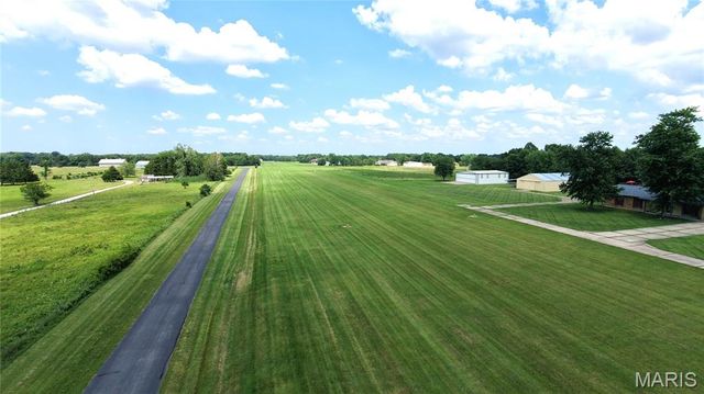 25 Barnstormer Lane, Unincorporated, MO 63348