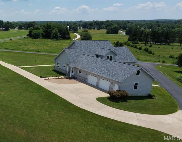 25 Barnstormer Lane, Unincorporated, MO 63348
