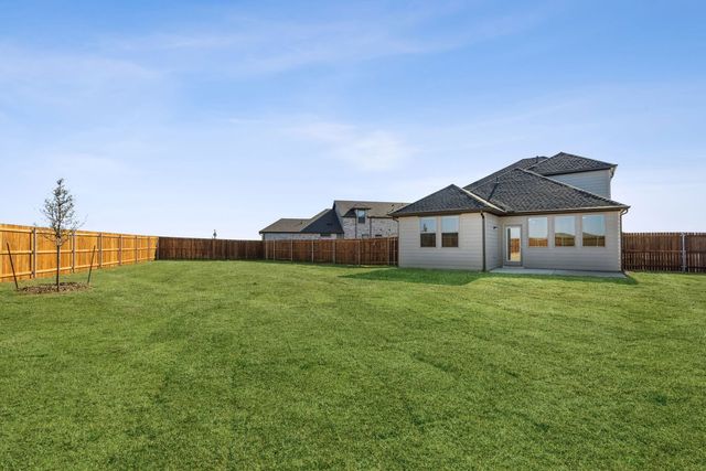 124 Millwood Road, Lavon, TX 75166