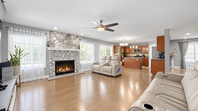 6142 AUTUMN RIDGE Drive, Plainfield, IL 60586