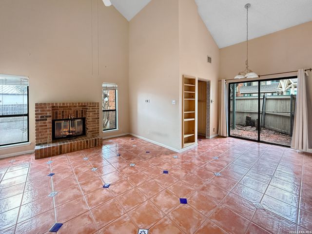 4839 Brandeis St Apt 712, San Antonio, TX 78249