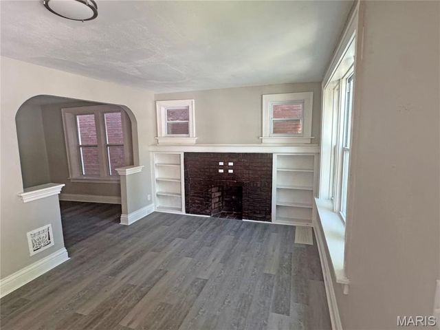 3716 Minnesota Avenue, St Louis, MO 63118