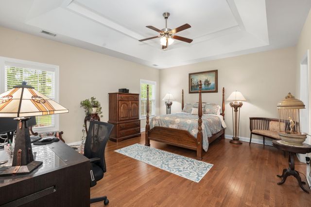 5528 Crescent View Drive, North Charleston, SC 29420