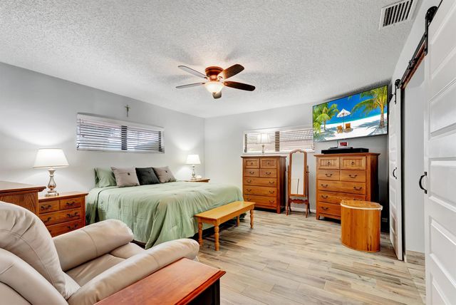 10306 Greentrail Drive N, Boynton Beach, FL 33436