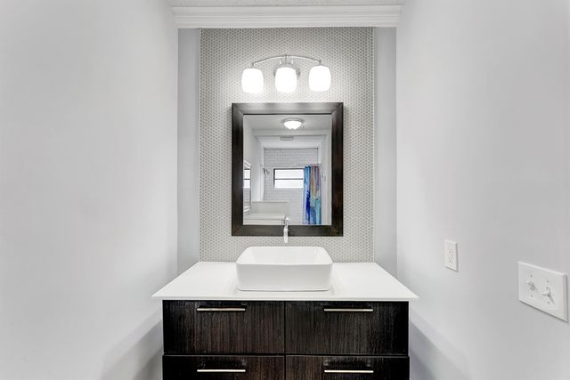 10306 Greentrail Drive N, Boynton Beach, FL 33436