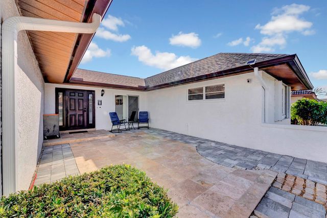 10306 Greentrail Drive N, Boynton Beach, FL 33436