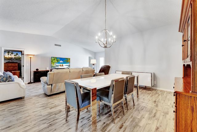 10306 Greentrail Drive N, Boynton Beach, FL 33436