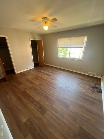 16861 Glastonbury Road, Detroit, MI 48219
