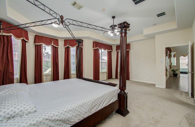 11704 Shoal Landing, Pearland, TX 77584