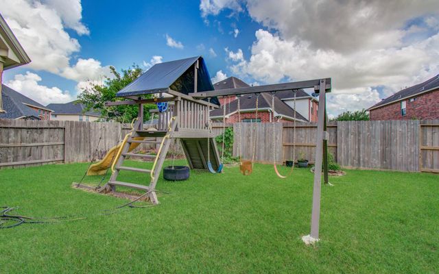 11704 Shoal Landing, Pearland, TX 77584