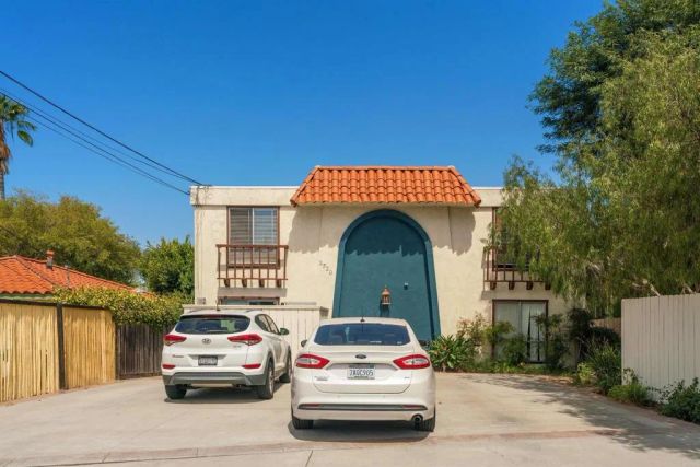 2520 collier Avenue, San Diego, CA 92116