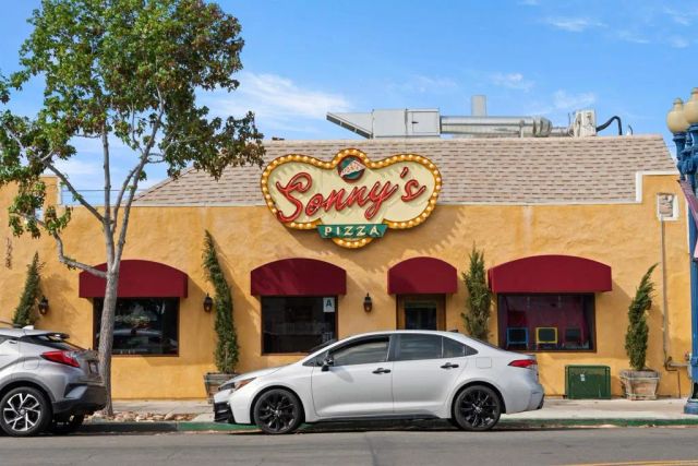 2520 collier Avenue, San Diego, CA 92116