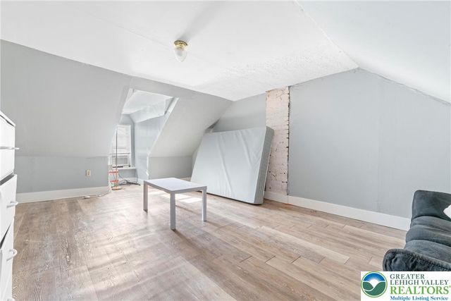 417 McCartney 1, Easton, PA 18042