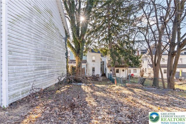 417 McCartney 1, Easton, PA 18042