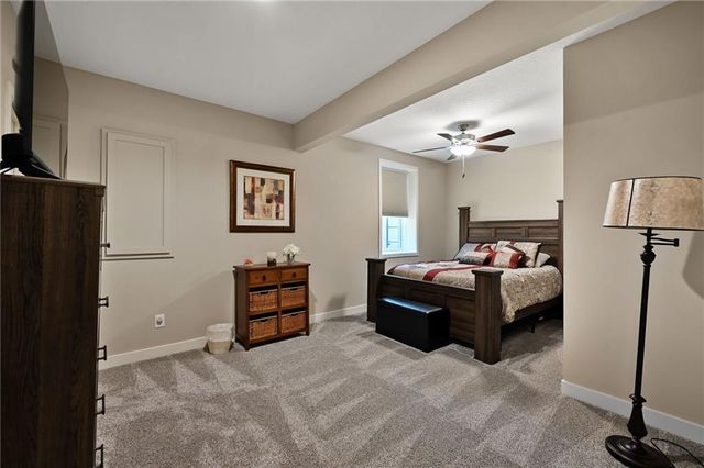 24969 W 94th Place, Lenexa, KS 66227