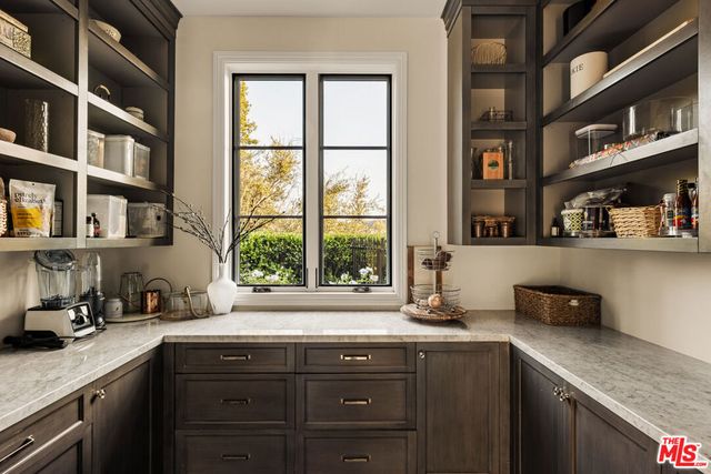 26769 Mulholland Highway, Calabasas, CA 91302