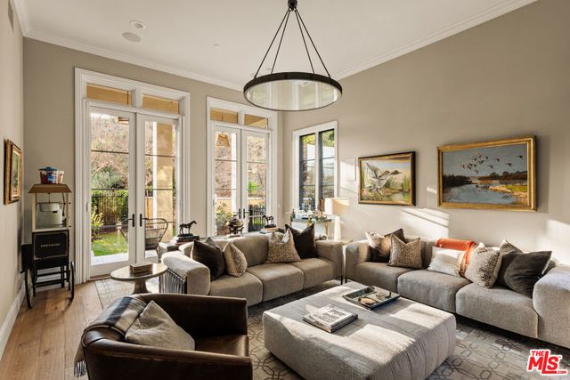 26769 Mulholland Highway, Calabasas, CA 91302