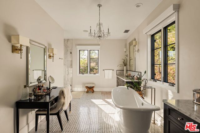 26769 Mulholland Highway, Calabasas, CA 91302