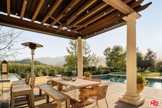 26769 Mulholland Highway, Calabasas, CA 91302