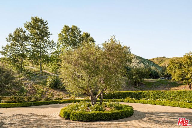 26769 Mulholland Highway, Calabasas, CA 91302