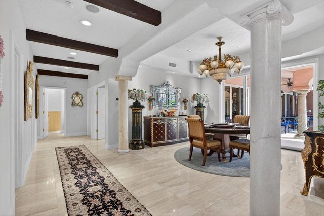 1677 Hillview, Palm Springs, CA 92264