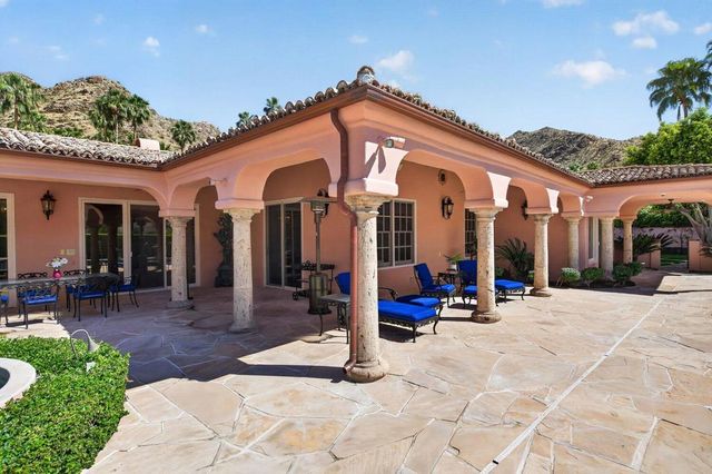 1677 Hillview, Palm Springs, CA 92264