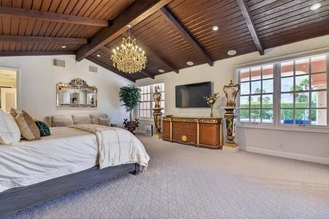 1677 Hillview, Palm Springs, CA 92264