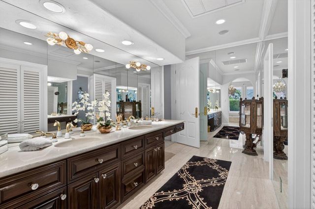 1677 Hillview, Palm Springs, CA 92264