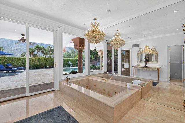 1677 Hillview, Palm Springs, CA 92264