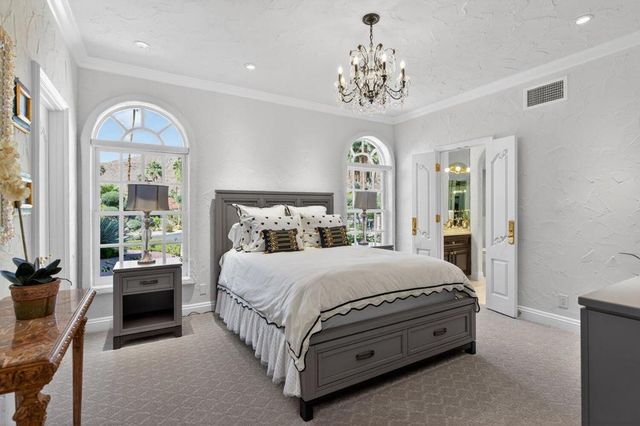 1677 Hillview, Palm Springs, CA 92264