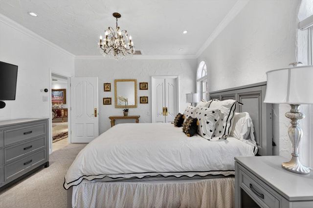 1677 Hillview, Palm Springs, CA 92264