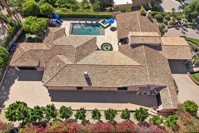 1677 Hillview, Palm Springs, CA 92264