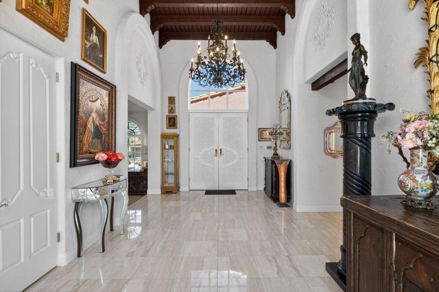 1677 Hillview, Palm Springs, CA 92264