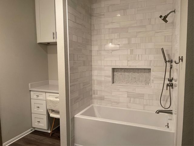 2315 Bettylou LN, Austin, TX 78754