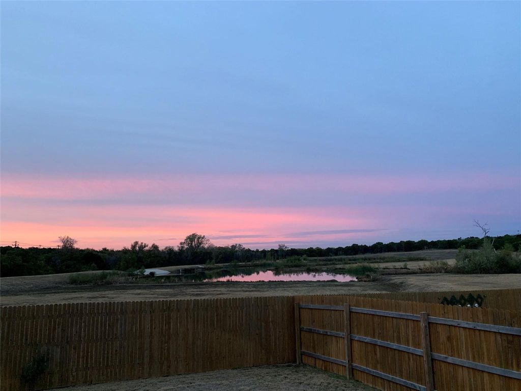 2315 Bettylou LN, Austin, TX 78754
