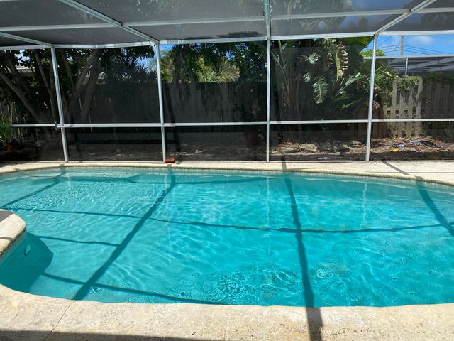 466 Gateway Drive, Merritt Island, FL 32952