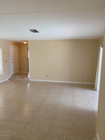 466 Gateway Drive, Merritt Island, FL 32952