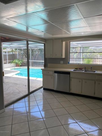 466 Gateway Drive, Merritt Island, FL 32952