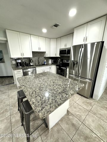 11639 MARINA Drive, Jacksonville, FL 32246