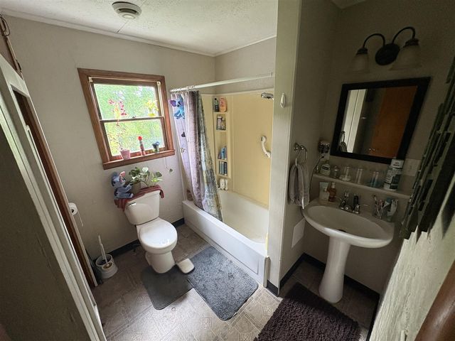 14110 Hicks Lake Drive, Evart, MI 49631