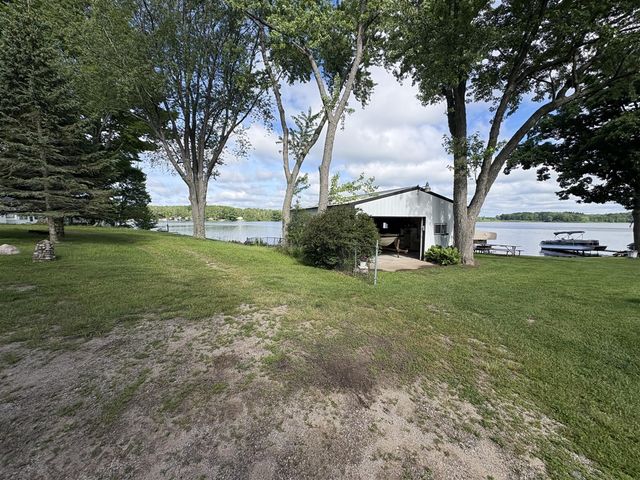 14110 Hicks Lake Drive, Evart, MI 49631