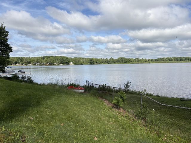 14110 Hicks Lake Drive, Evart, MI 49631