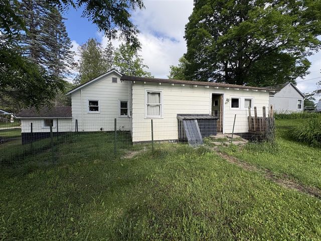 14110 Hicks Lake Drive, Evart, MI 49631