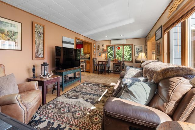 1886 Winhall Hollow Road, Londonderry, VT 05155