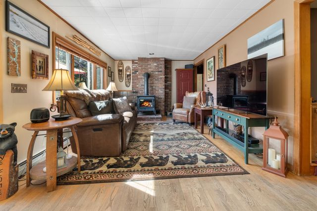 1886 Winhall Hollow Road, Londonderry, VT 05155