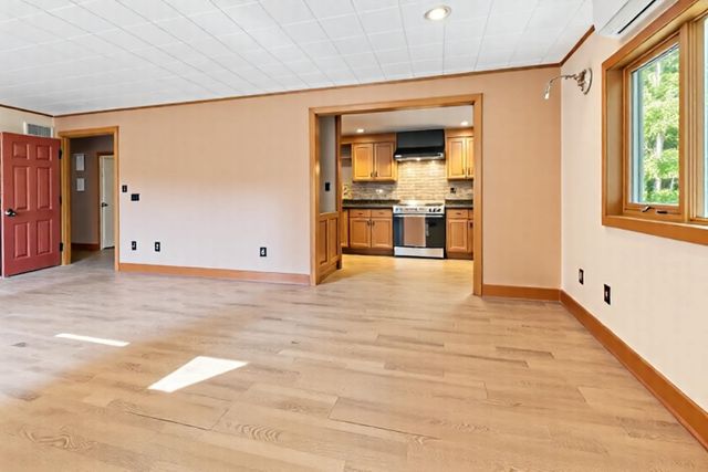 1886 Winhall Hollow Road, Londonderry, VT 05155