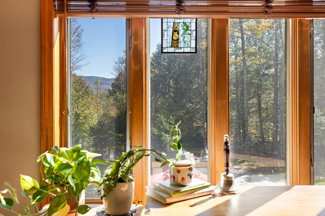 1886 Winhall Hollow Road, Londonderry, VT 05155