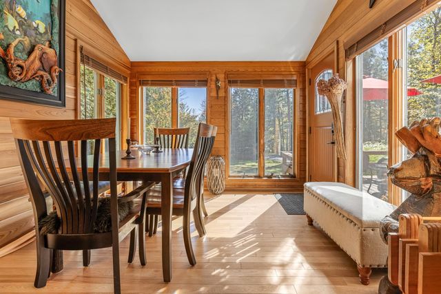 1886 Winhall Hollow Road, Londonderry, VT 05155