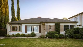 1896 E Mountain Street, Pasadena, CA 91104